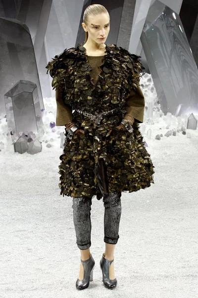 Look 66